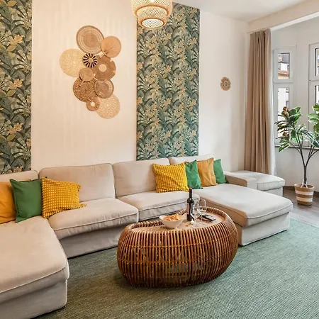 Appartement Imposante Whg - Zentral - Dachterrasse - Parken - Aufzug *