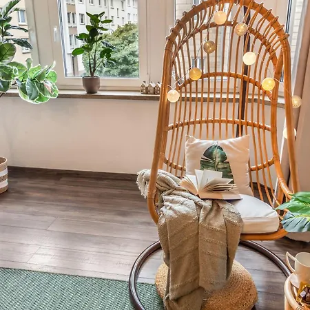 Imposante Whg - Zentral - Dachterrasse - Parken - Aufzug *