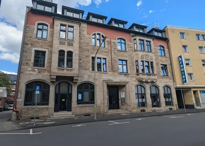 Apartment Imposante Whg - Zentral - Dachterrasse - Parken - Aufzug *