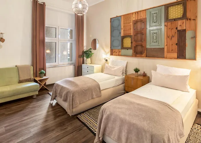 Imposante Whg - Zentral - Dachterrasse - Parken - Aufzug *