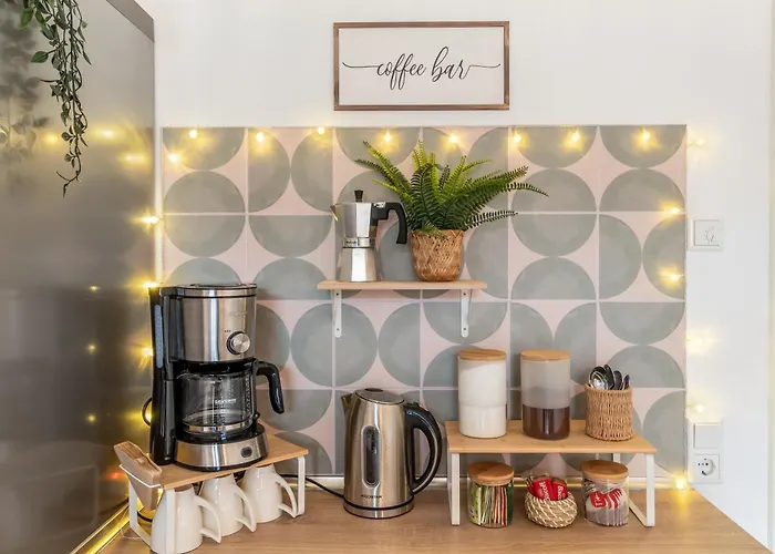 Imposante Whg - Zentral - Dachterrasse - Parken - Aufzug