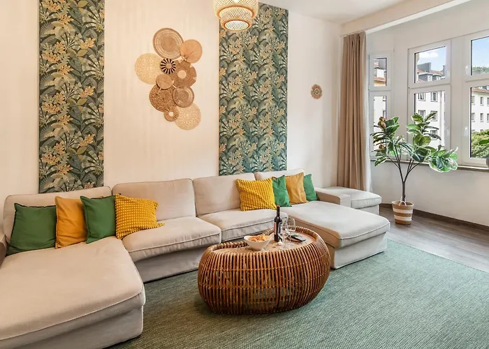 Appartement Imposante Whg - Zentral - Dachterrasse - Parken - Aufzug *