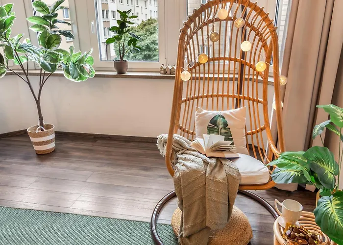 Imposante Whg - Zentral - Dachterrasse - Parken - Aufzug *